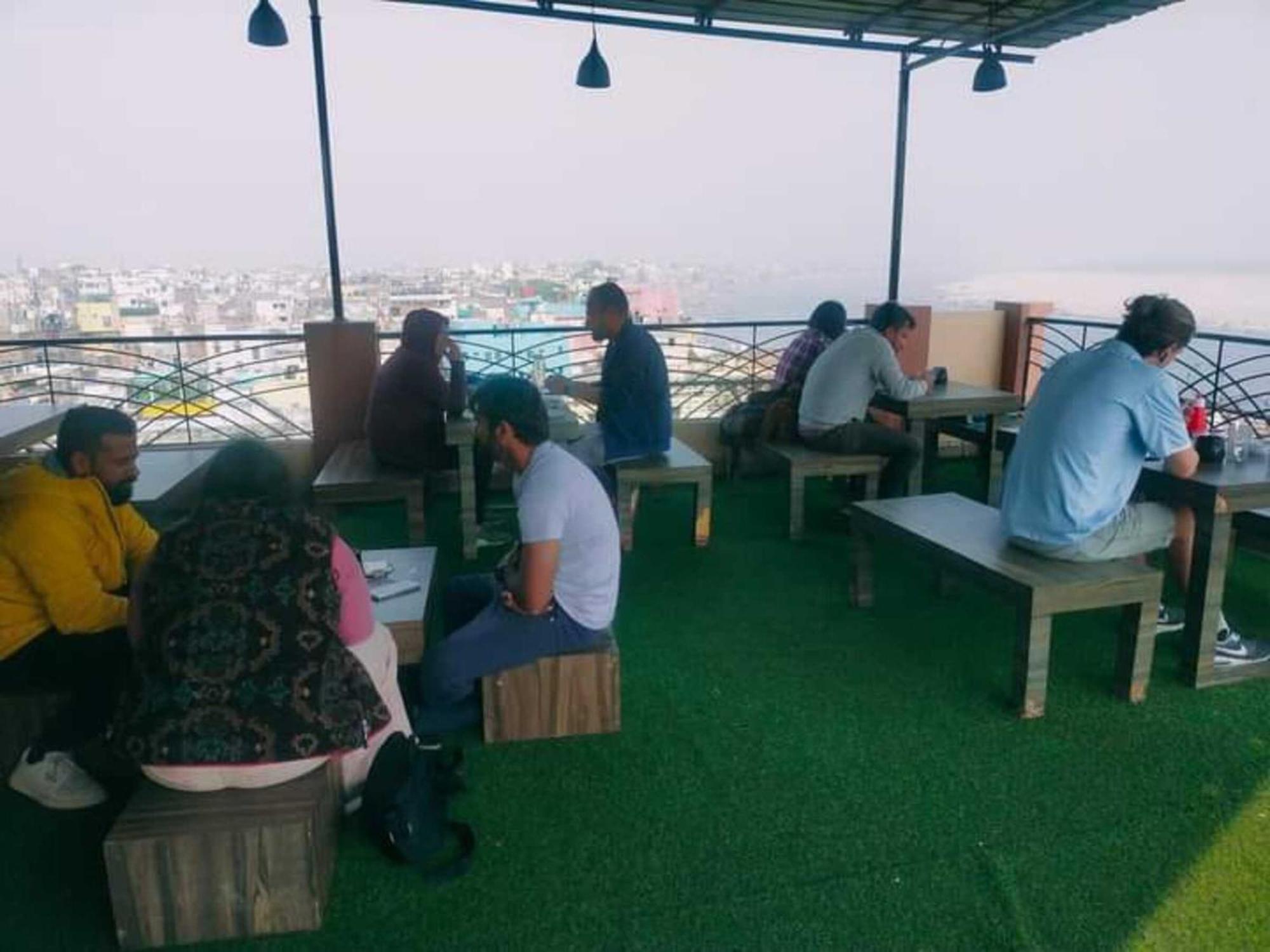 Ks Paying Guest House Varanasi Ngoại thất bức ảnh