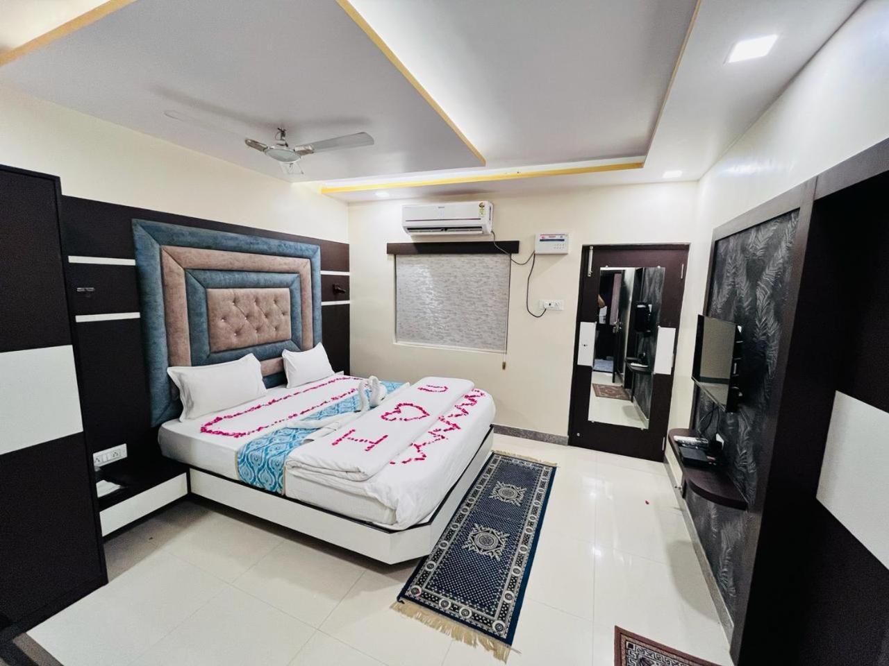 Ks Paying Guest House Varanasi Ngoại thất bức ảnh
