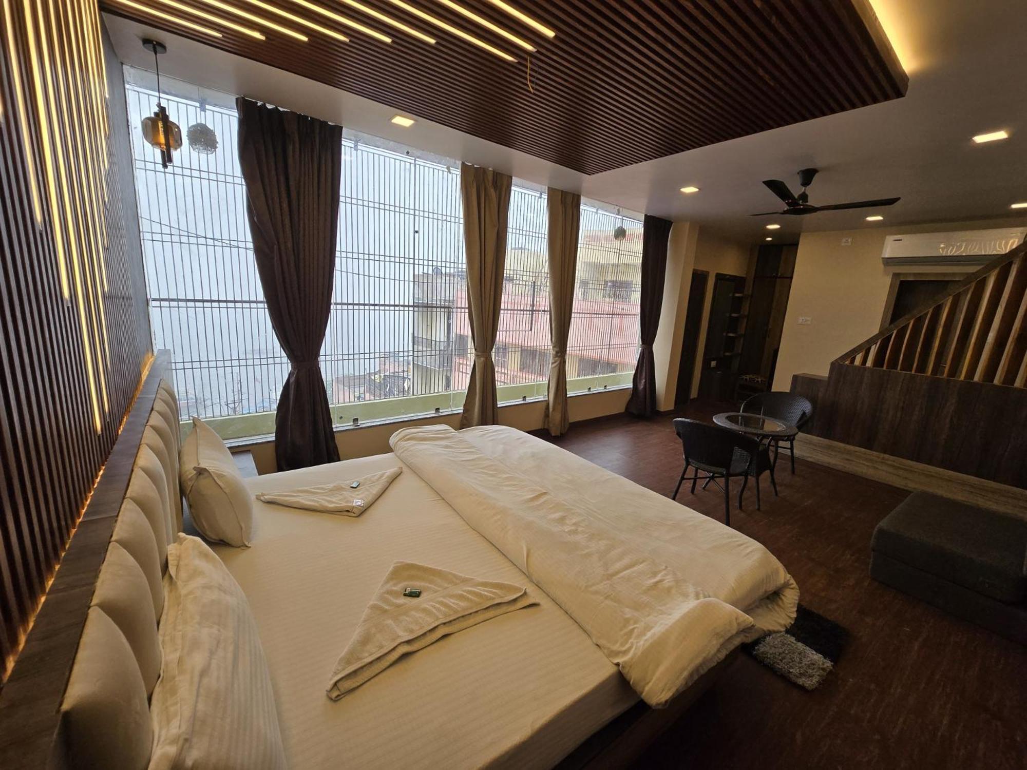 Ks Paying Guest House Varanasi Ngoại thất bức ảnh