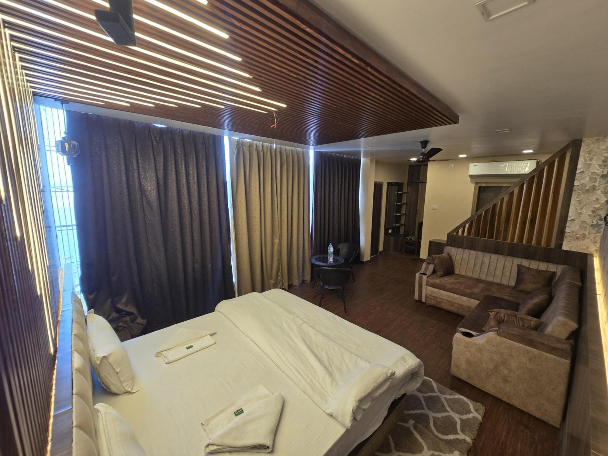 Ks Paying Guest House Varanasi Ngoại thất bức ảnh