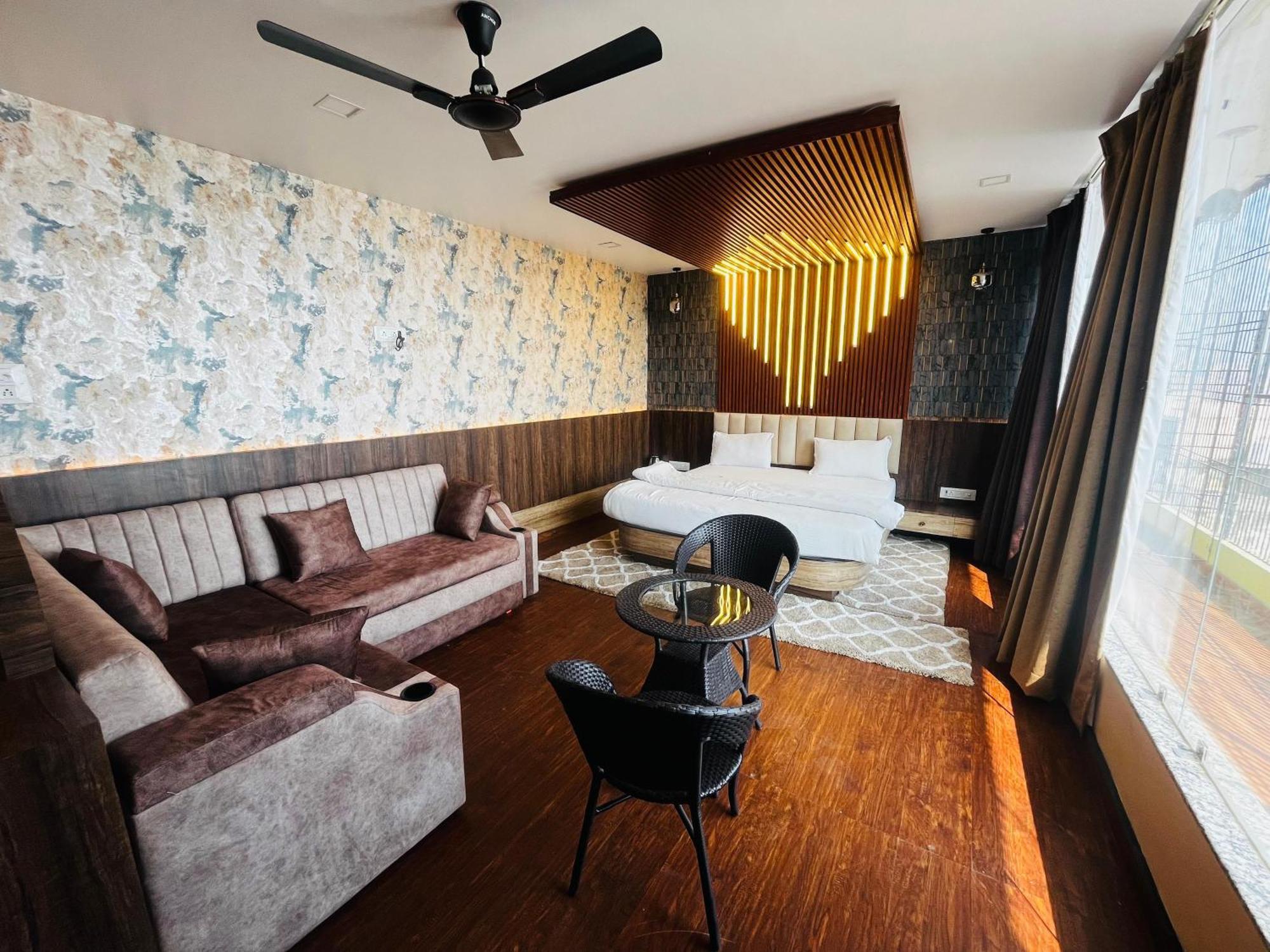 Ks Paying Guest House Varanasi Ngoại thất bức ảnh