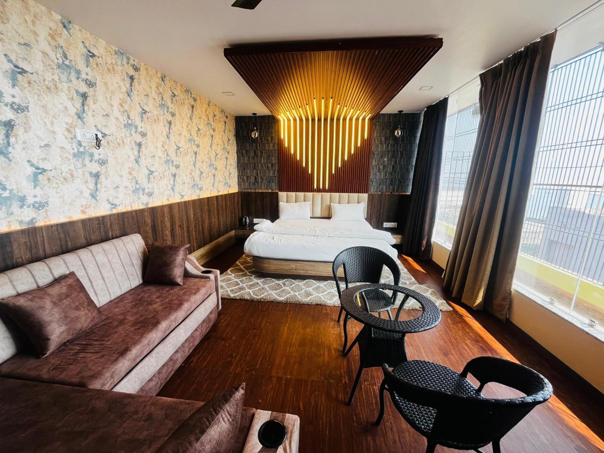 Ks Paying Guest House Varanasi Ngoại thất bức ảnh