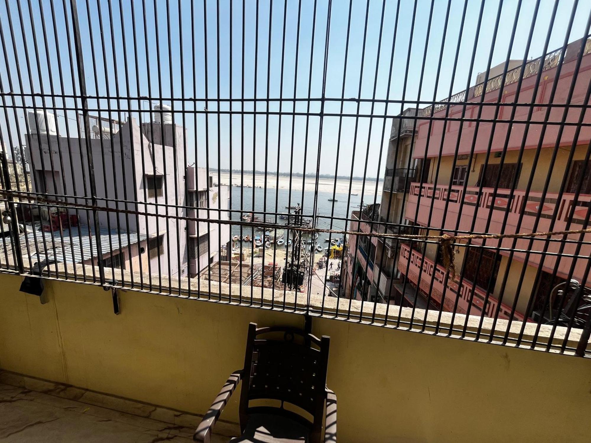 Ks Paying Guest House Varanasi Ngoại thất bức ảnh